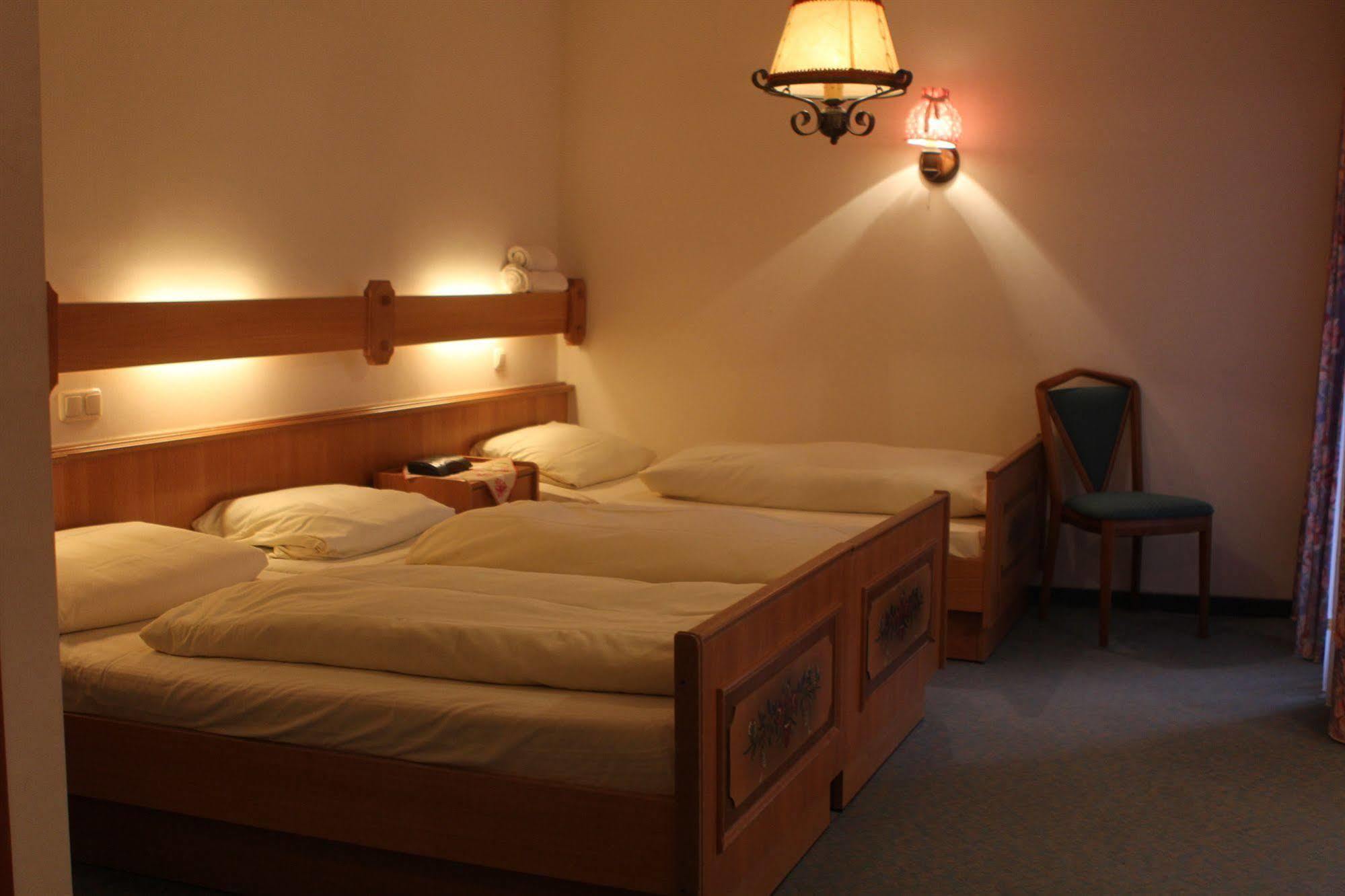 Pohl'S Rheinhotel Adler St. Goarshausen Zewnętrze zdjęcie