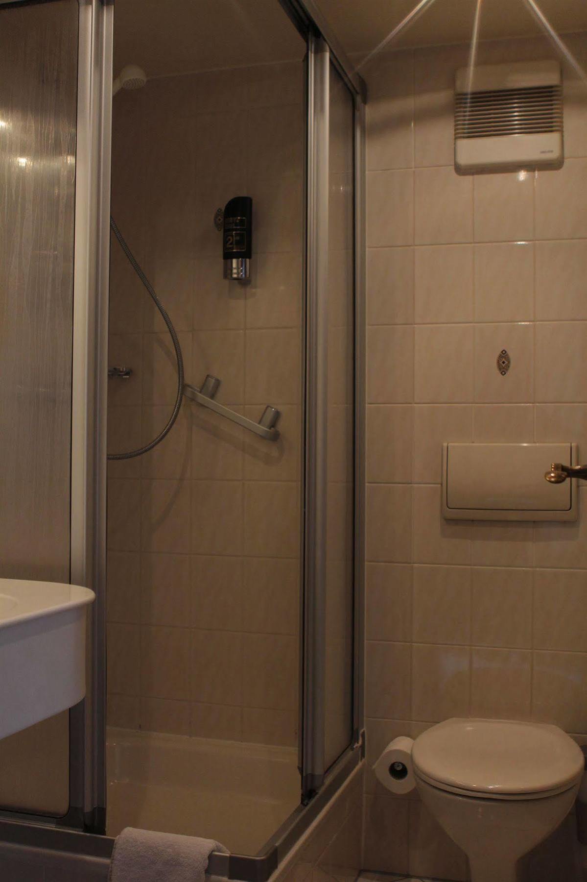 Pohl'S Rheinhotel Adler St. Goarshausen Zewnętrze zdjęcie